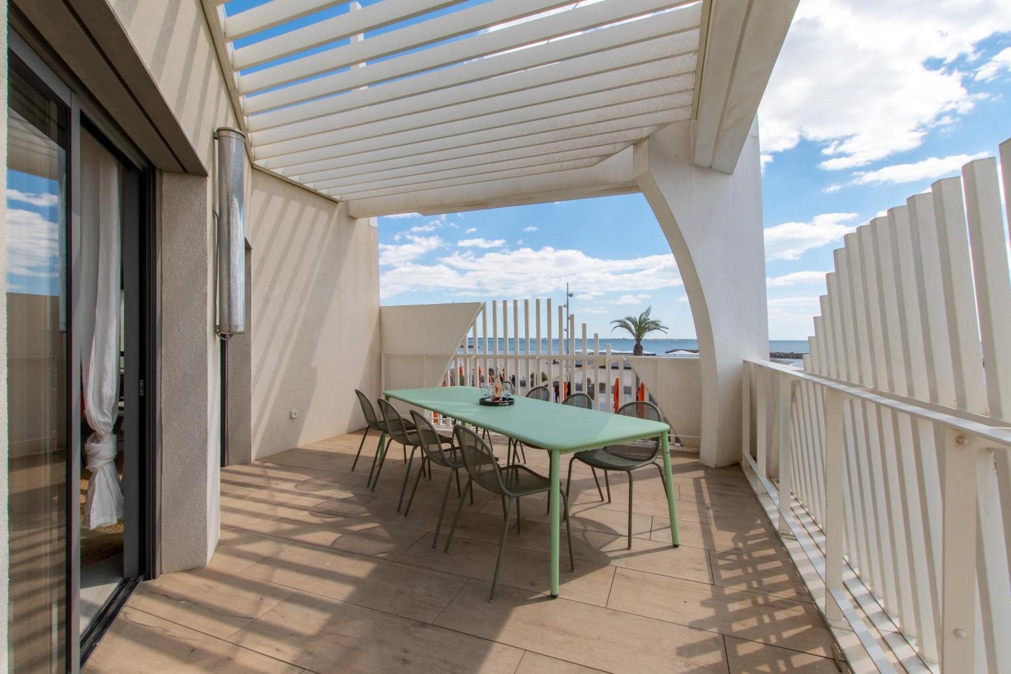 Le Majestic Residence Le Mind Vue Mer Exceptionnelle Grande Terrasse Privee Piscine Partagee Sur Le Toit Hyper Centre Ла-Гранд-Мот Экстерьер фото